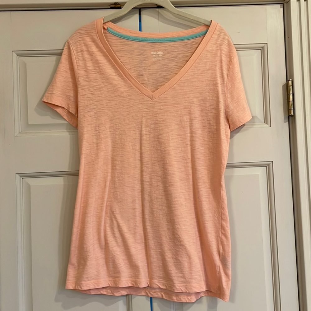 🍑Mossimo peach v neck short sleeve top🍑
